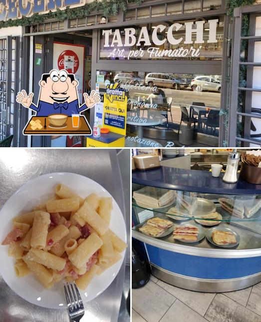Tra le varie cose da Caffè Cecere si possono trovare la cibo e interni
