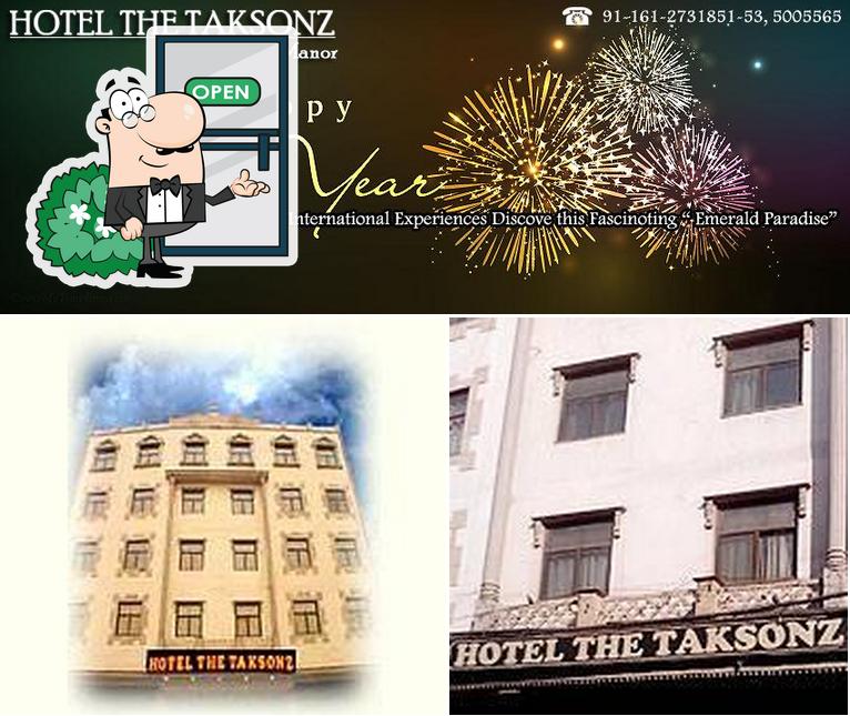 The exterior of Hotel The Taksonz