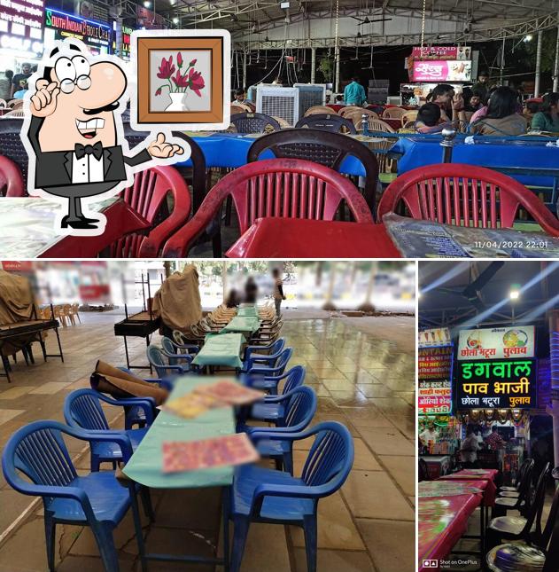 The interior of Dagwal Pavbhaji