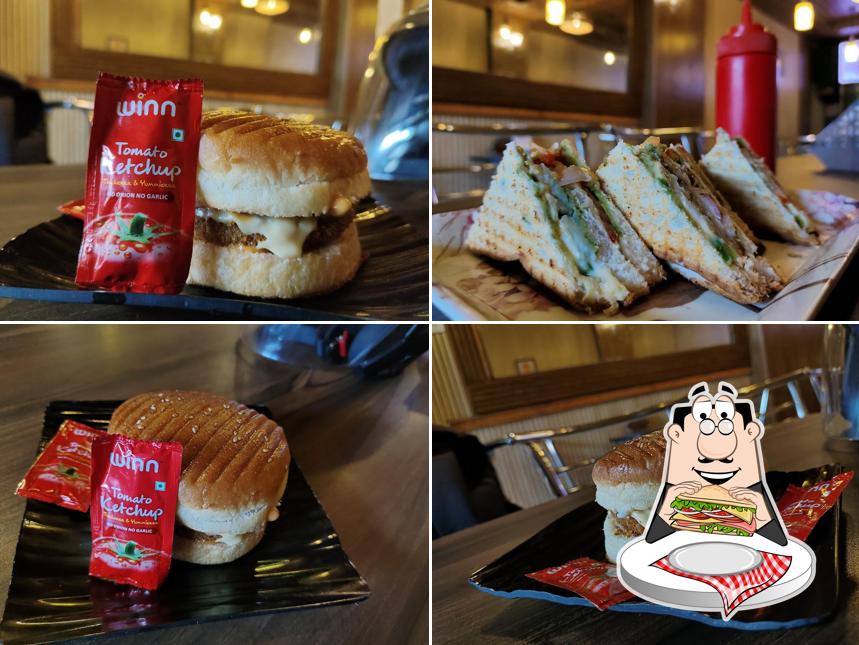 Swami's Cafe