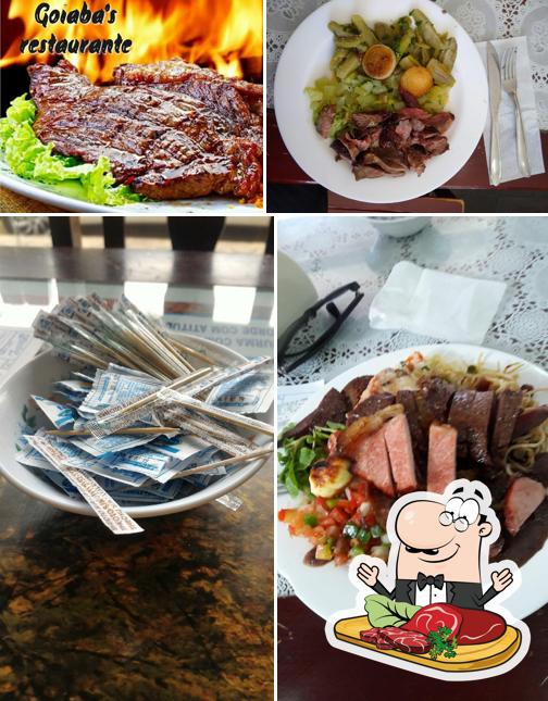 Escolha pratos de carne no Restaurante Goiaba