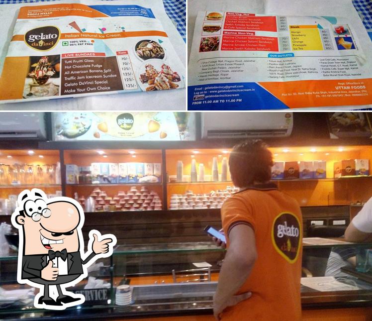 Look at the pic of Ring's - 11 Family Restaurant