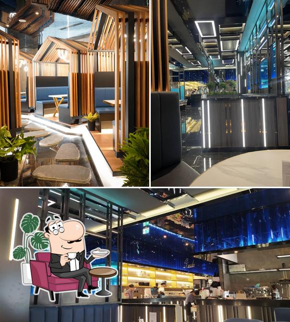 Dai un'occhiata agli interni di Sushistar Restaurant Canelli