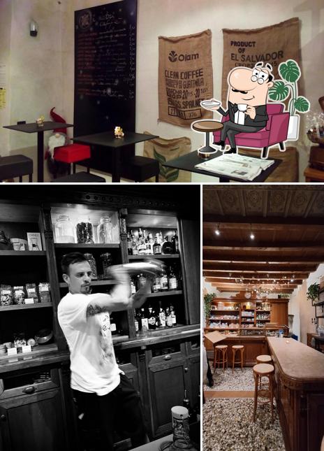 Siediti a un tavolo di FolkLore Specialty Coffe and drinks