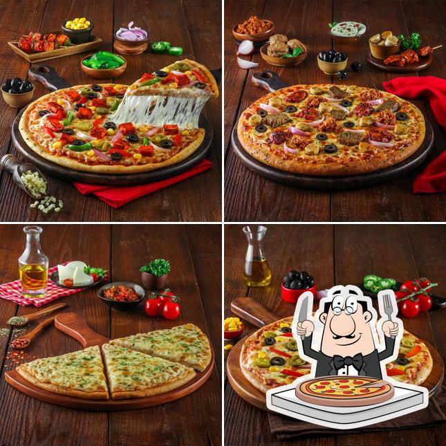 Order pizza at Oven Story