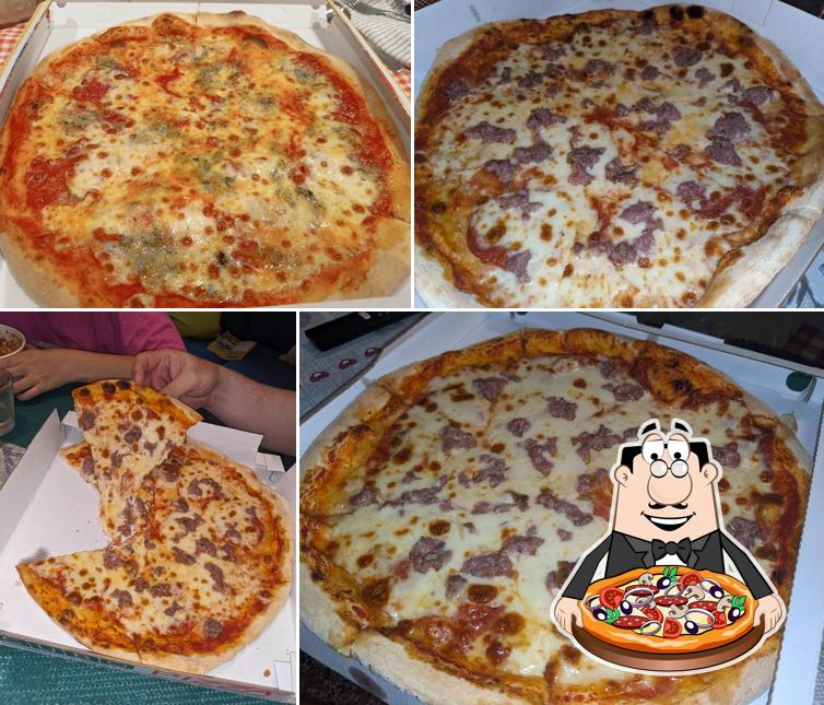 Ordina una pizza a Pizzeria Due Fratelli