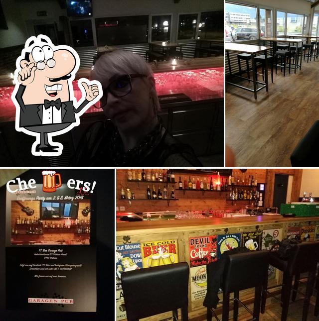 Dai un'occhiata agli interni di TT Bar