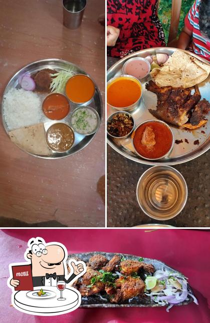 Food at Aasha Lunch Home