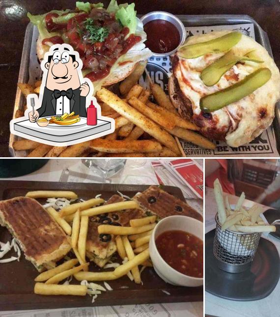 At The Chocolate Room you can enjoy French-fried potatoes