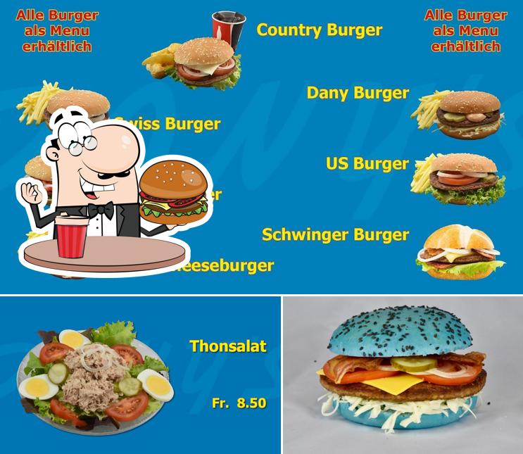 Ordina un hamburger a Dany's Restaurant