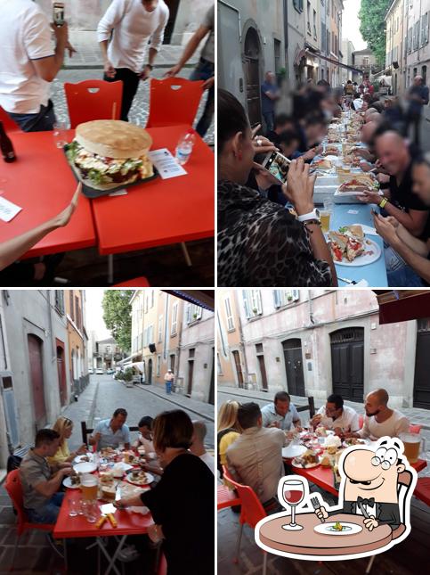 La immagine della cibo e tavolo da pranzo di Piccolo Bar TRASFERITI Bar Republic