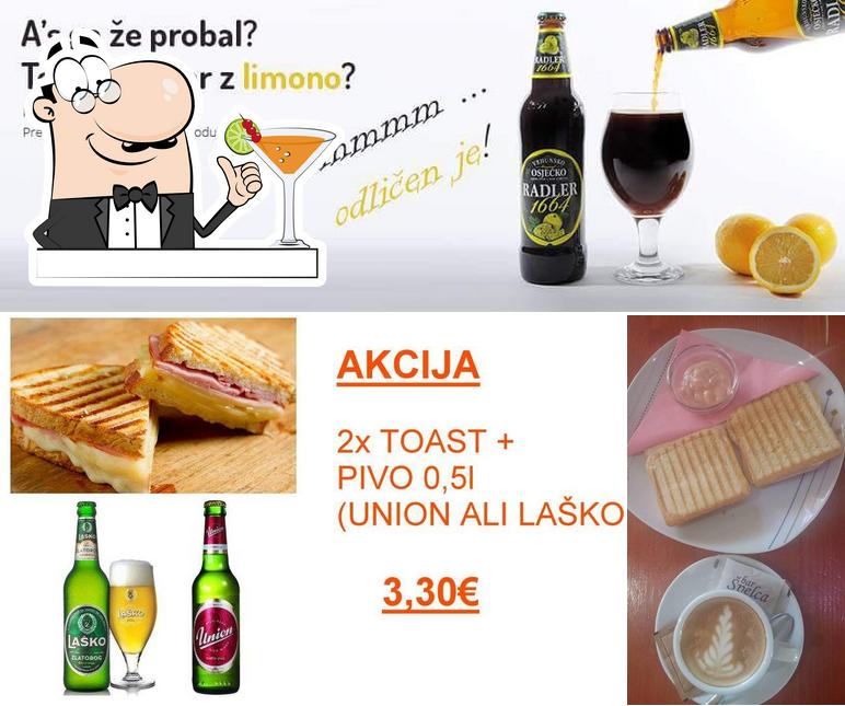 Guarda la foto che mostra la bevanda e cibo di Bar Špelca