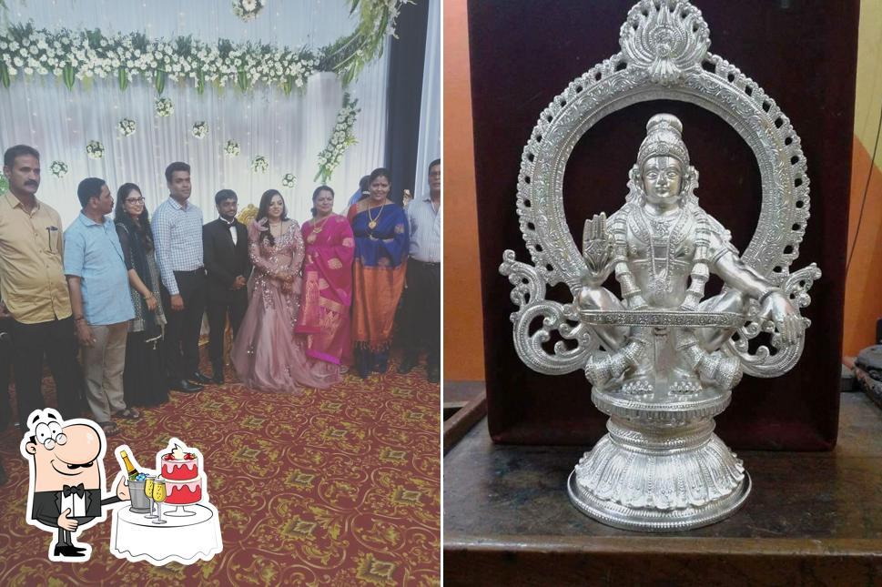 Hotel Vaibhav Bar has an option to hold a wedding dinner