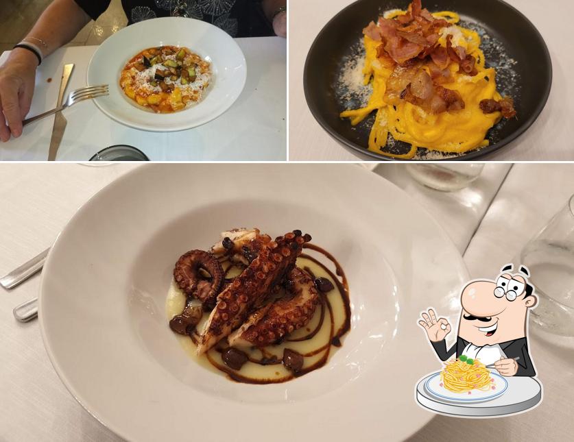 Spaghetti alla carbonara al La Piola Di Via Piol