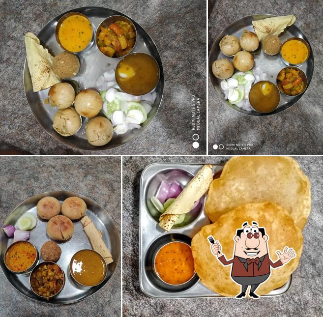 Meals at Rajasthani Bhojan