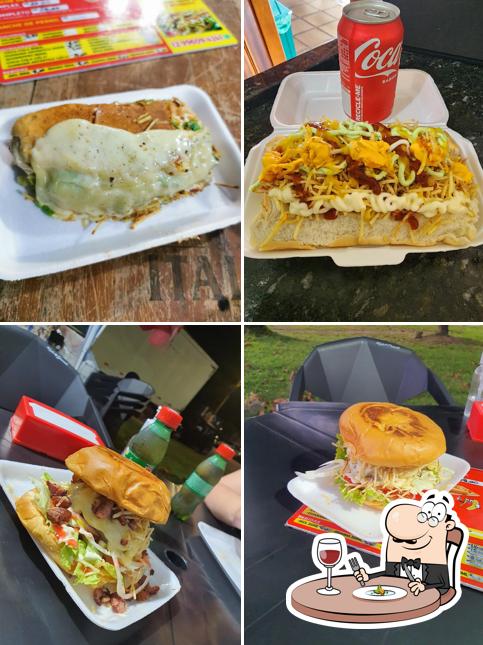 Comida em Cachorro Quente da Lya