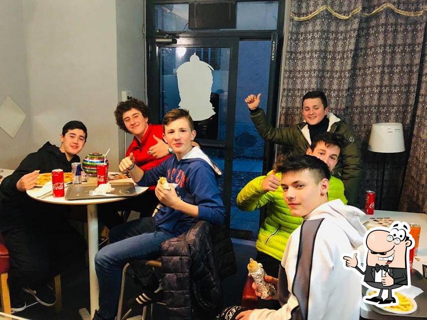 Vedi la foto di Gusto doner kebab e pizzeria Orzinuovi