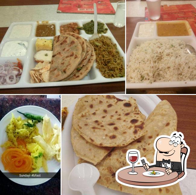 Food at Sangam Sweets