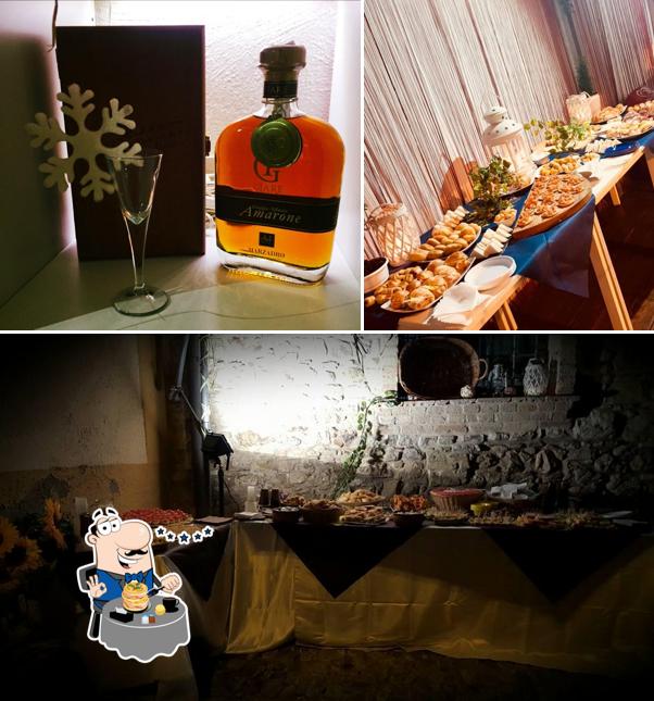 Tra le varie cose da White Lounge Bar si possono trovare la cibo e alcol