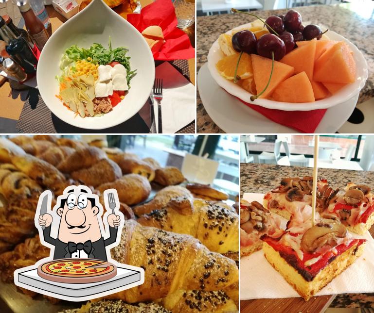 Ordina una pizza a Bar La Piazza