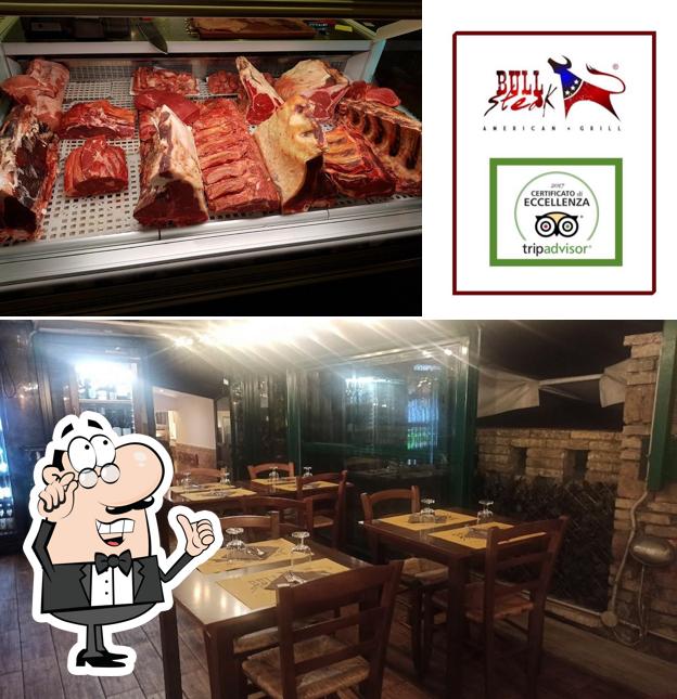Siediti a un tavolo di Bull Steak