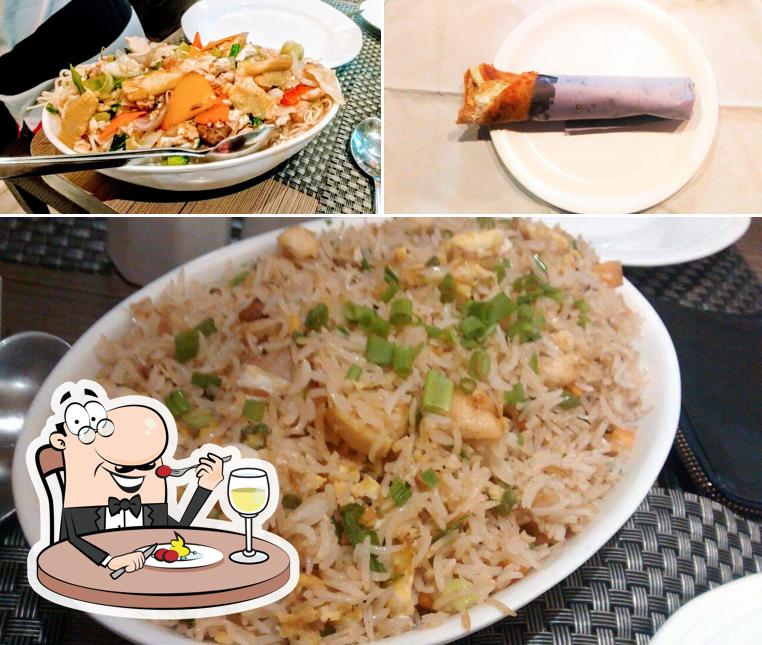 Meals at Crossroad Crystal