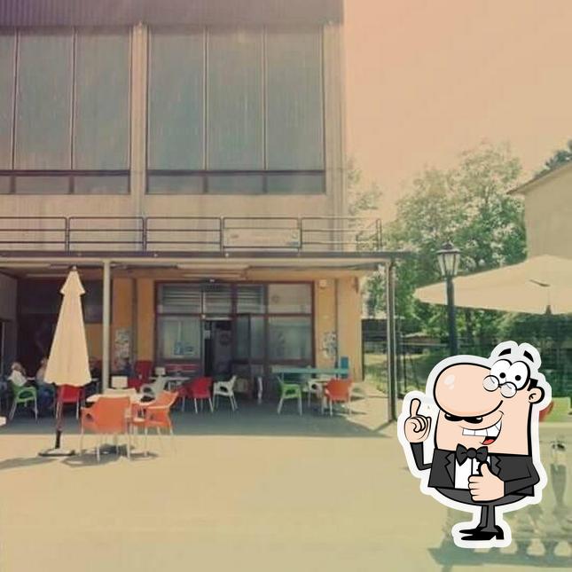 Foto di La nuova società