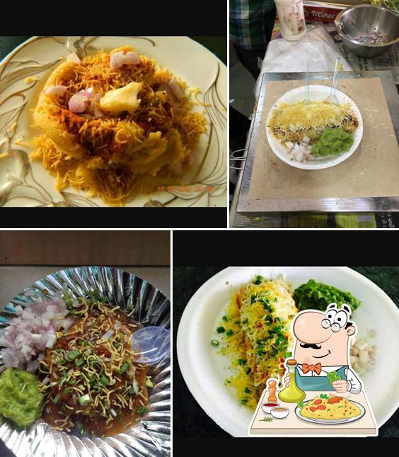 Food at Jani - Locho & Khaman House