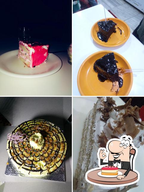 Cheesecake at Bobby's Restaurant