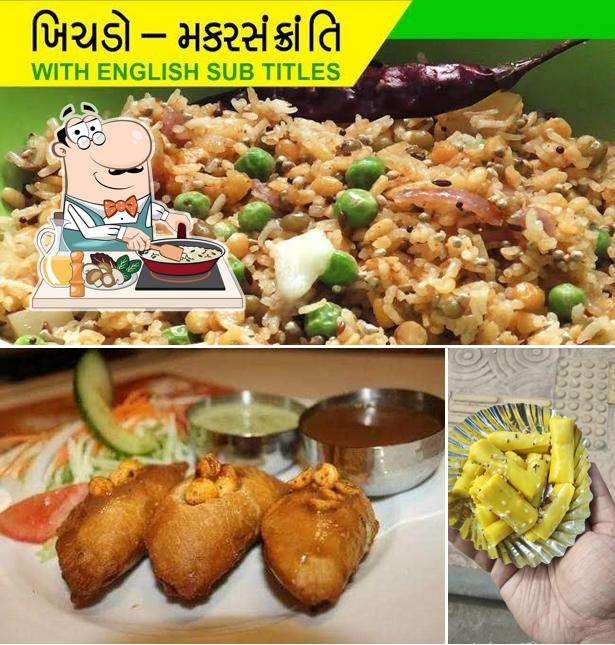 Fried rice at Dwarkadhish Farsan & Sweets(Gujarati)