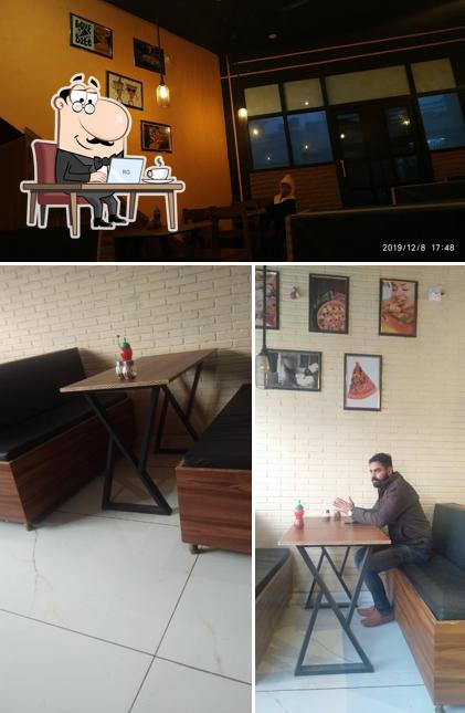 The interior of Club pizzeria