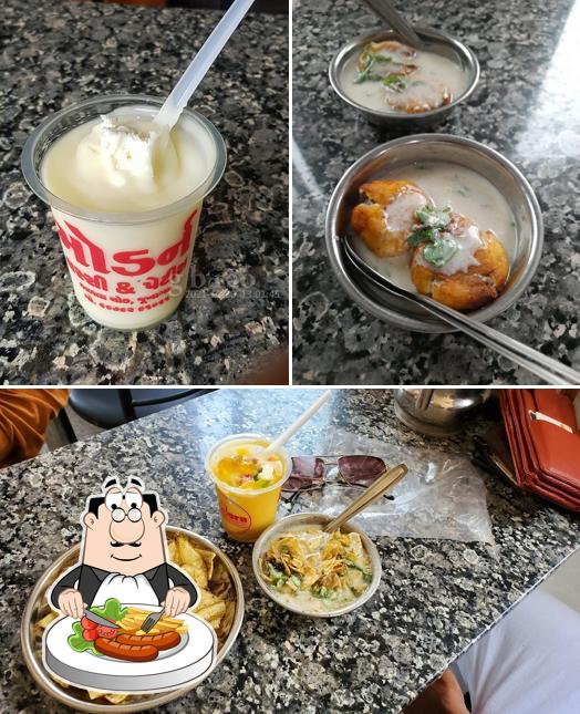 Food at Modern icecream & coldrinks