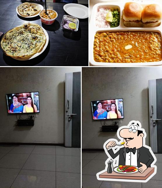 The photo of food and interior at Pandeyji Parcel Point