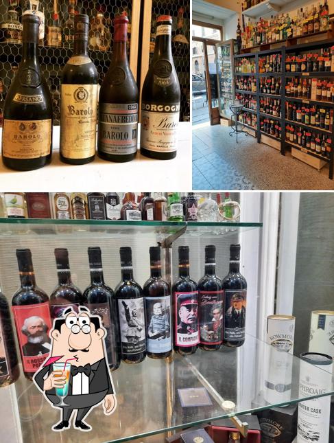 Goditi un drink dal menu