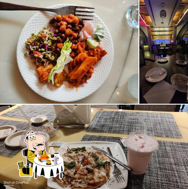 Meals at Hotel Red Mango