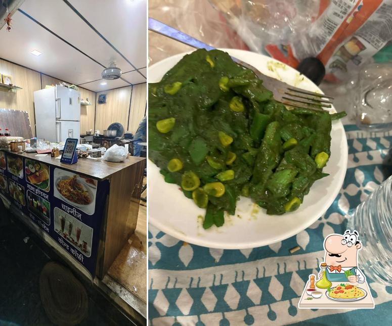 Food at Pav Bhaji Hub