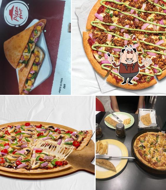 Food at Pizza Hut Kohefiza, Bhopal