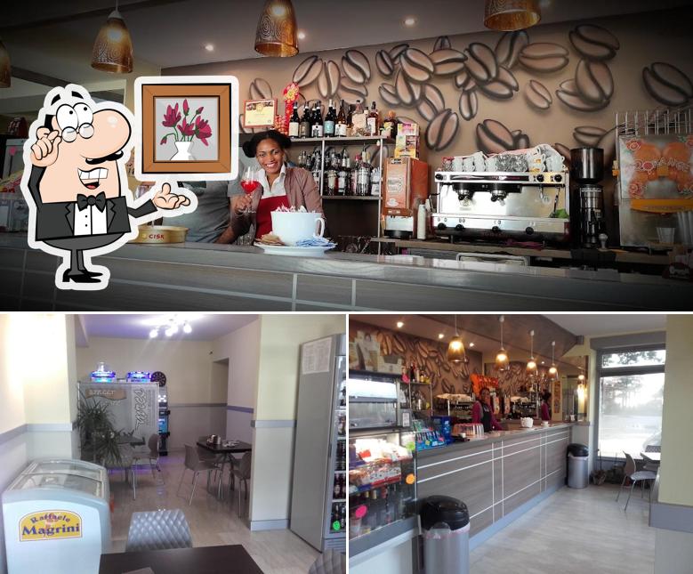 Gli interni di Street Cafe