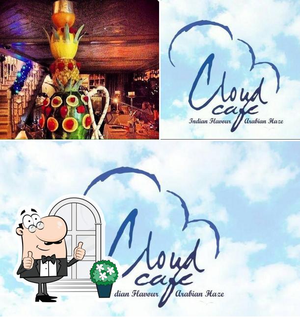 The exterior of Cloud Cafe