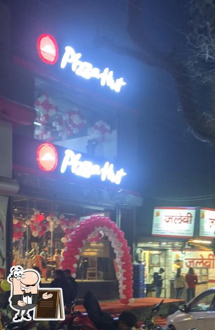 The exterior of Pizza Hut Cantt, Ambala