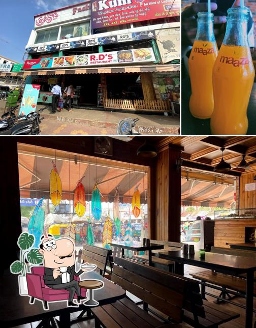 The photo of RD's Restaurant’s interior and beer