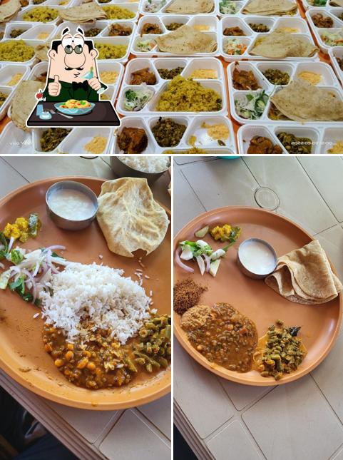 Food at Sri Veerabhadreshwar lingayat khanavali