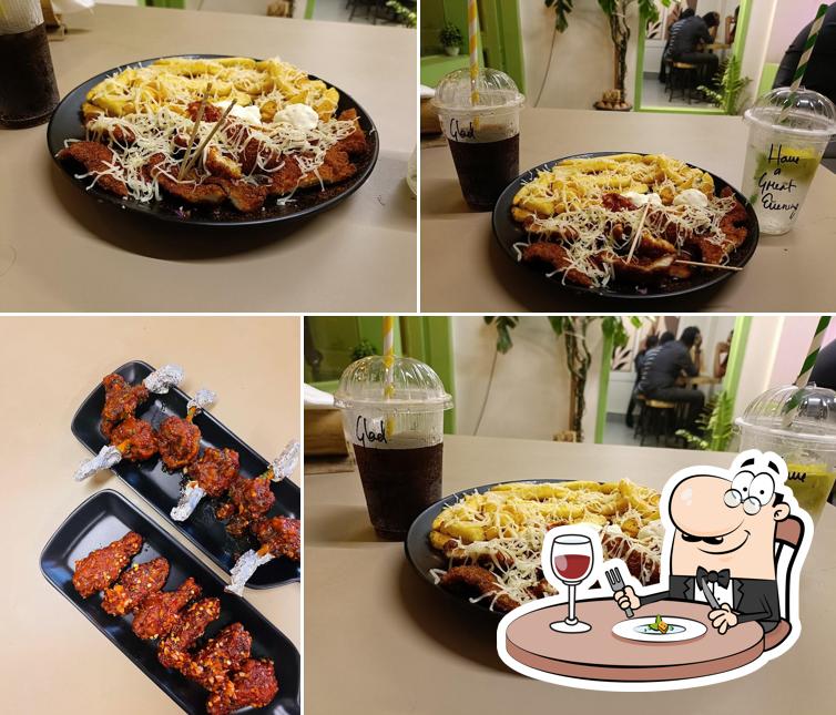 Food at The October Cafe