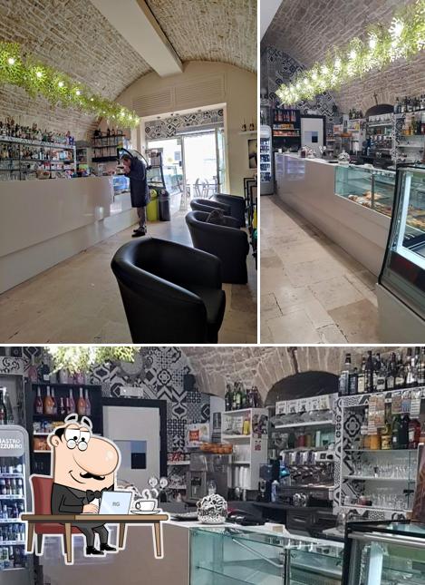 Gli interni di Villary 52 coffee & Drink