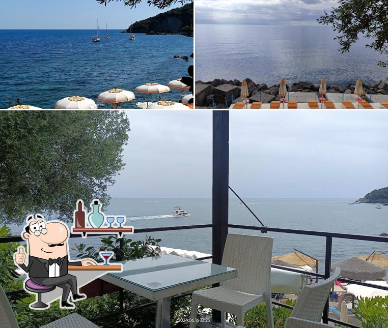 Dai un'occhiata agli interni di CUBO beach bar