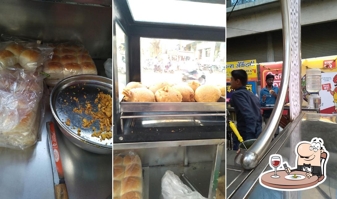 Meals at Sangli Tadka (Kalamba Misal)