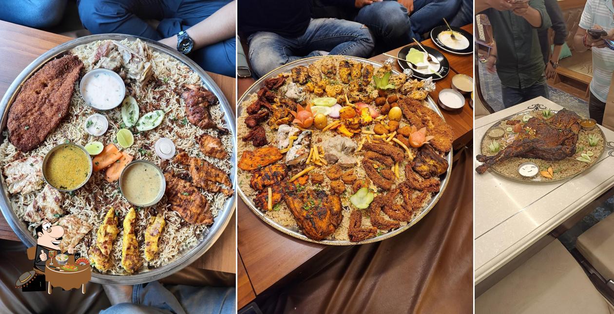 Food at Barkaas Gomtinagar