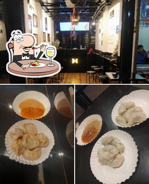 The image of Delizio momo’s food and interior