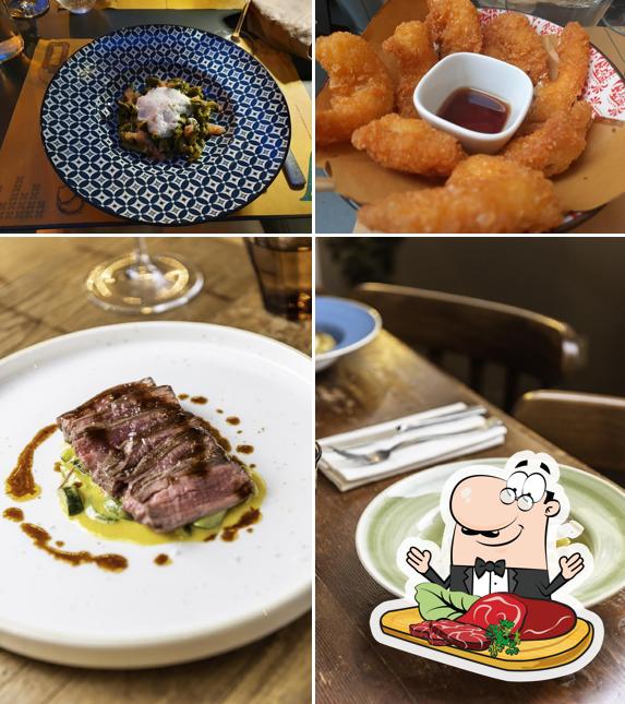 L’antiquario offre piatti di carne