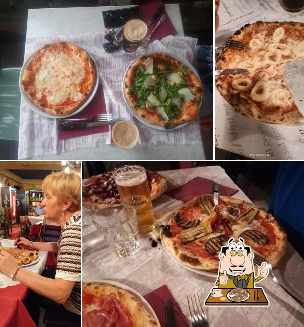 A Il Cortile dei Frati, puoi provare una bella pizza